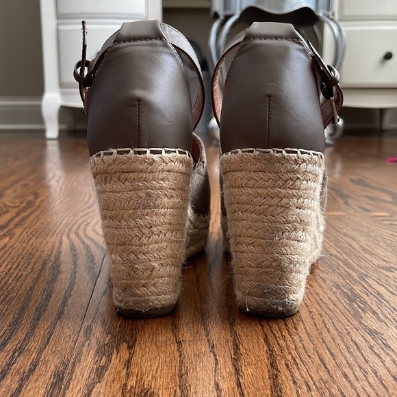 Steve Madden Marina Wedge - Picture 3 of 4